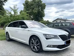 Skoda Superb Combi 2.0 TDI DSG Sportline