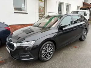 Skoda Octavia Combi 2.0 TDI Clever - VIRTUAL AHK KAM
