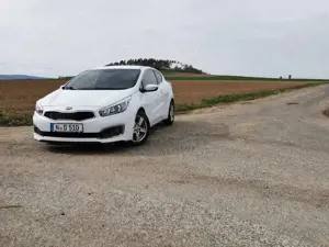 Kia ProCeed / pro_cee'd pro Ceed 1.6 CRDi Spirit Bild 3