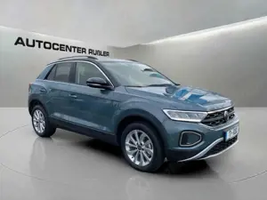 Volkswagen T-Roc Life DSG, AHK Bild 4