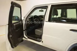 Nissan Patrol GR, gepanzert Level 7 bei TRASCO Bild 3