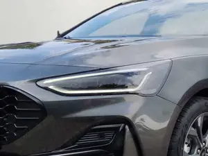 Ford Focus Turnier ST-Line X 1.0 EcoBoost Mild-Hybrid EU6e Na Bild 5