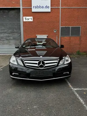 Mercedes-Benz E 200 CGI Cabrio BlueEFFICIENCY Automatik Avantgarde