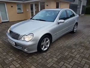 Mercedes-Benz C 180 Kompressor  Avantgarde  AHK