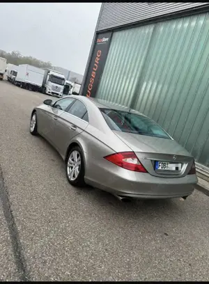 Mercedes-Benz CLS 320