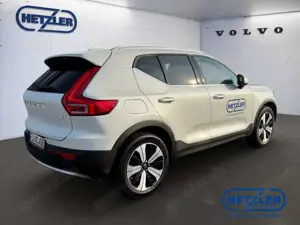 Volvo XC40 Plus Bright Recharge Plug-In Hybrid 2WD T4 Twin En Bild 3