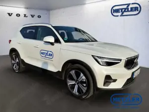 Volvo XC40 Plus Bright Recharge Plug-In Hybrid 2WD T4 Twin En Bild 2