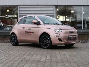 Fiat 500e Limousine MY25 42 kWh La Prima Navi Kamera Bild 4