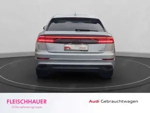 Audi Q8 55 TFSI e quattro CarPlay+Navi+LED+APS+Optik-Schwa Bild 5