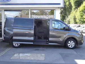 Ford Transit Custom 320 L2H1 DoKa Limited AUT AHK 5-S Bild 5