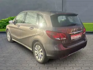 Mercedes-Benz B 180 180+Alufelgen+Navi+Klimaanlage+Sitzheizung Bild 2