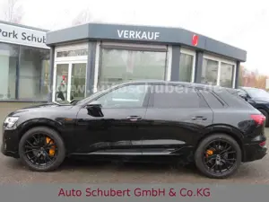 Audi e-tron 55 quattro S line Bild 2