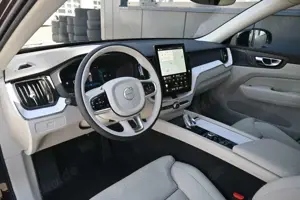 Volvo XC60 B5 B AWD Plus Dark*FSHZG*PANO*360°*ACC