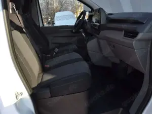 Volkswagen T7 Transporter Kasten 2.0 TDI 150 PS EXTERIEUR+ANHÄNGER+LADERAUM Bild 5