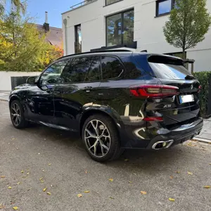 BMW X5 xDrive30d M Sport AHK ACC PANO 21“ HeadUp 360*