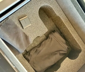 Wie Neu - Leica Q3 - incl. Wireless Charging Handgriff + Wireless Charger