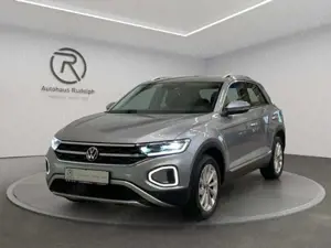 Volkswagen T-Roc 1.5 TSI DSG Style / Navi LED RFK Bild 2
