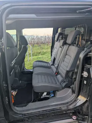 Ford Tourneo Connect Grand Tourneo Connect 1.5 EcoBlue Aut. Titanium Bild 3