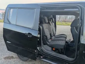 Ford Tourneo Connect Grand Tourneo Connect 1.5 EcoBlue Aut. Titanium Bild 5