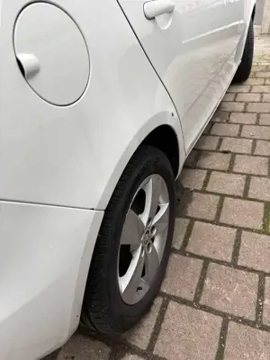 Skoda Fabia 1.2 HTP Active neue Steuerkette 8x bereift Bild 5