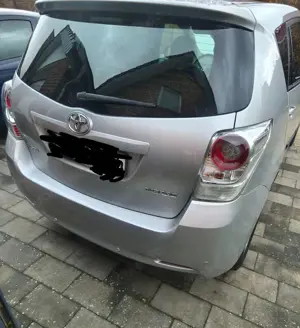 Toyota Verso Verso 2.0 D-4D Travel Bild 3