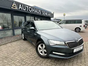 Skoda Superb 2.0 TDI DSG Combi Ambition*NAVI*LED*AHK*
