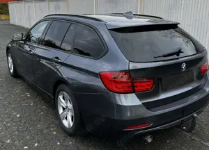 BMW 318 318d Touring Aut.Sport Line Bild 3