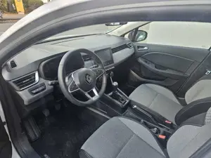 Renault Clio TCe 90 EVOLUTION Bild 5