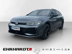 Volkswagen Passat Variant 2.0 TDI DSG R-Line DCC AHK*PANO*STHZG*HUD*IQ-LI...