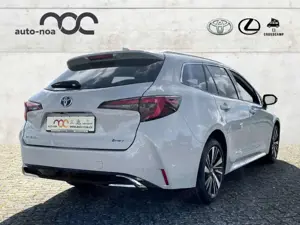 Toyota Corolla Touring Sports Hybrid Teamplayer 1.8 Navi LED ACC Bild 2