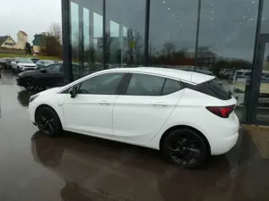 Opel Astra K Lim. 5-trg. Business Elegance, SHZ, PDC Bild 4