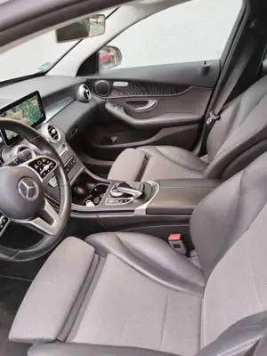 Mercedes-Benz C 180 C 180 T 9G-TRONIC