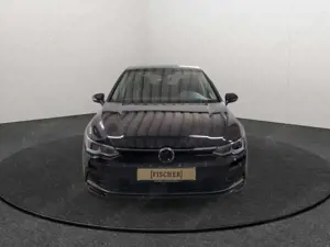 Volkswagen Golf VIII 1.5 eTSI DSG Style Matrix Navi SHZ ACC PDC Bild 2