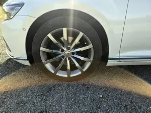 Volkswagen Passat Variant Passat Variant 2.0 TDI SCR DSG Highline Bild 2