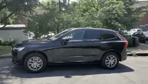 Volvo XC60 D3 Momentum Bild 2