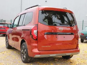 Nissan Townstar Kombi L1 1.3 DIG-T 6MT TEKNA Kamera Bild 5