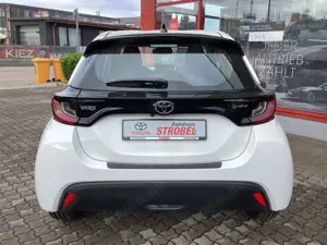 Toyota Yaris Hybrid 116 1.5 VVT-i Comfort Bild 5