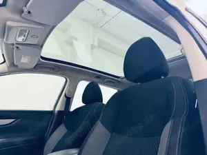 Nissan Qashqai Visia 1.5 DCI * R-KAMERA * AUT * PANO Bild 5