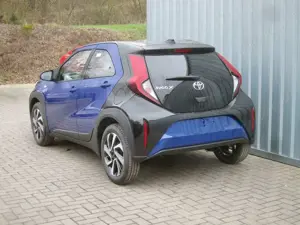 Toyota Aygo 1.0 Teamplayer ACC+SHZ+Klimaautomatik+Kamera Bild 3