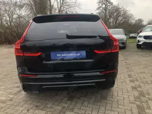 Volvo XC60 B5 Plus Black Edition AWD Bild 5