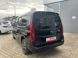 Toyota Proace Verso 1.5D Turbo TeamD L2 7-Sitzer Bild 3