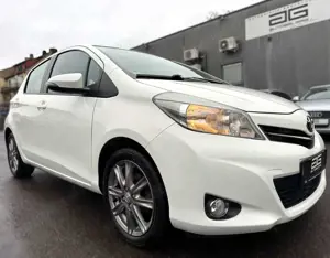 Toyota Yaris 1.3 Club *1.Hand/Kamera/Klima/SHZ/5-Türig*