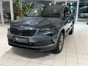 Skoda Karoq Clever 1.5 TSI Navi PDC Klima LED Kessy Bild 2