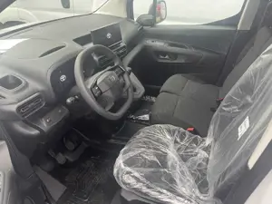 Toyota Proace City 1.5 D-4D SS L1 1,5-l Meister Bild 4