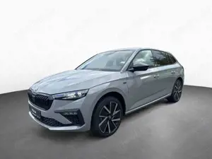 Skoda Scala Tour 1,5TSI 110kW PANO*AHK*KEYLESS*LED* Bild 3