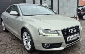 Audi A5 Coupe 3.0 TDI quattro Aut Navi Xenon Bild 3
