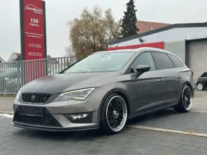 SEAT Leon ST FR / Scheckheft / Automatik / 19" Alu