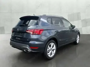 SEAT Arona FR 1.0TSI 85kW (116 PS) *DSG*AHK*SHZ*RFK*NAVI*Tra Bild 3