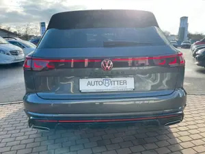 Volkswagen Touareg R-Line Standhzg|Pano|22"|AHK|LUFT|ACC Bild 5
