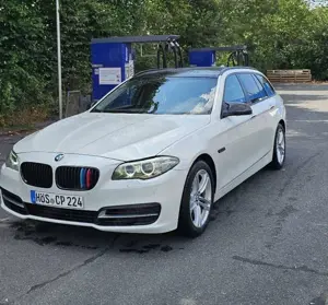 BMW 520 520d Touring Aut. Luxury Line